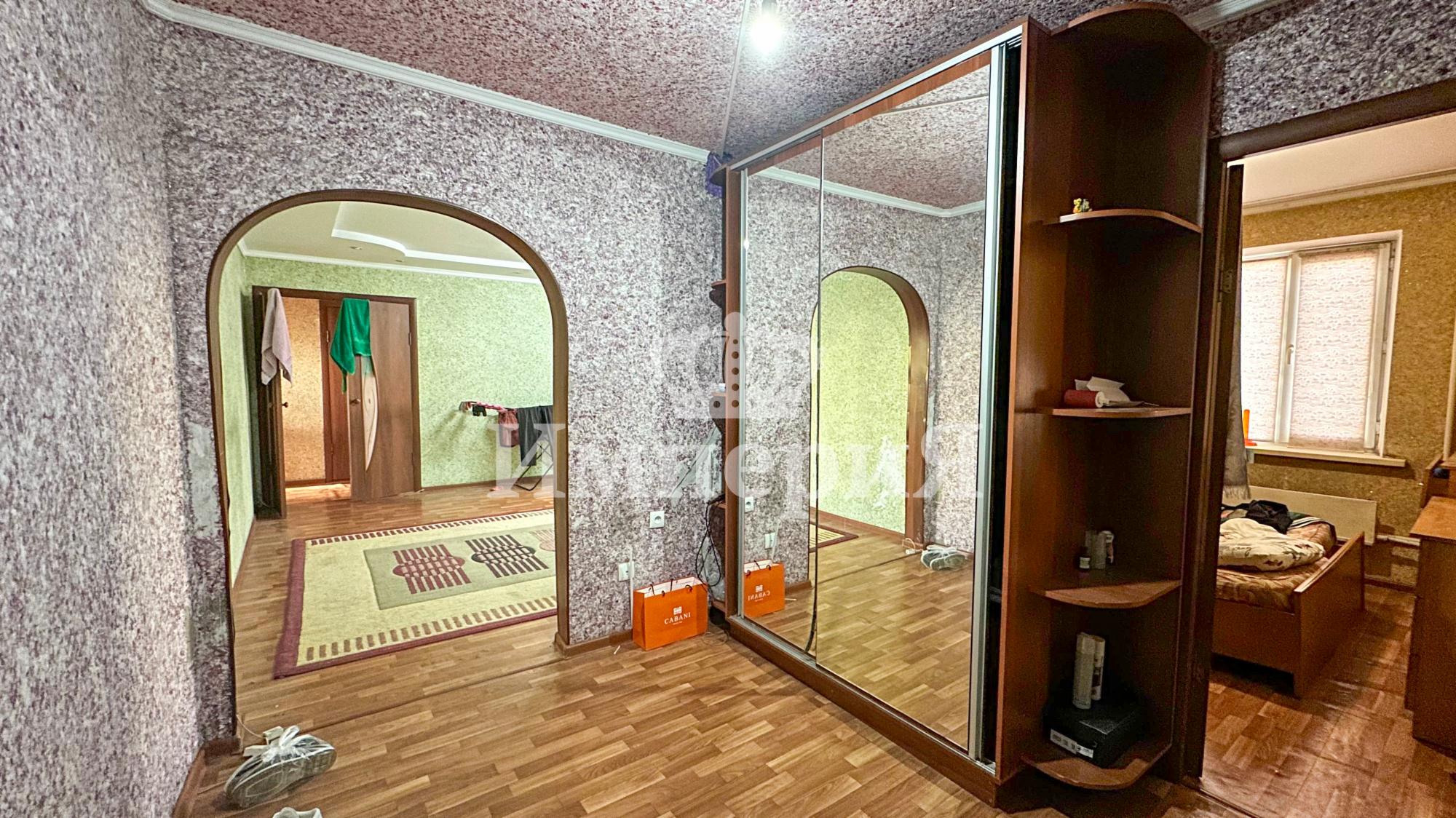 4-комнантная квартира, 86.0 м²,Военный городок за 23 300 000