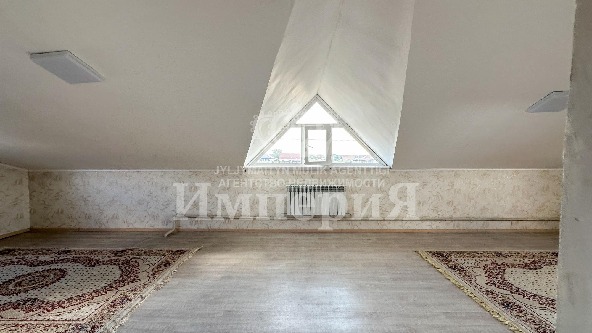 8-комнантный квартира, 249.0 м²,Акын Сара за 42 000 000
