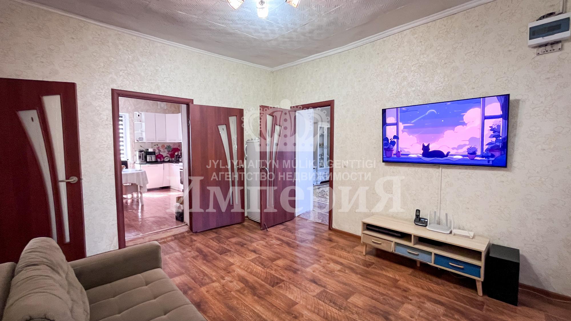 4-комнантный квартира, 117.0 м²,Абылай Хана за 27 000 000