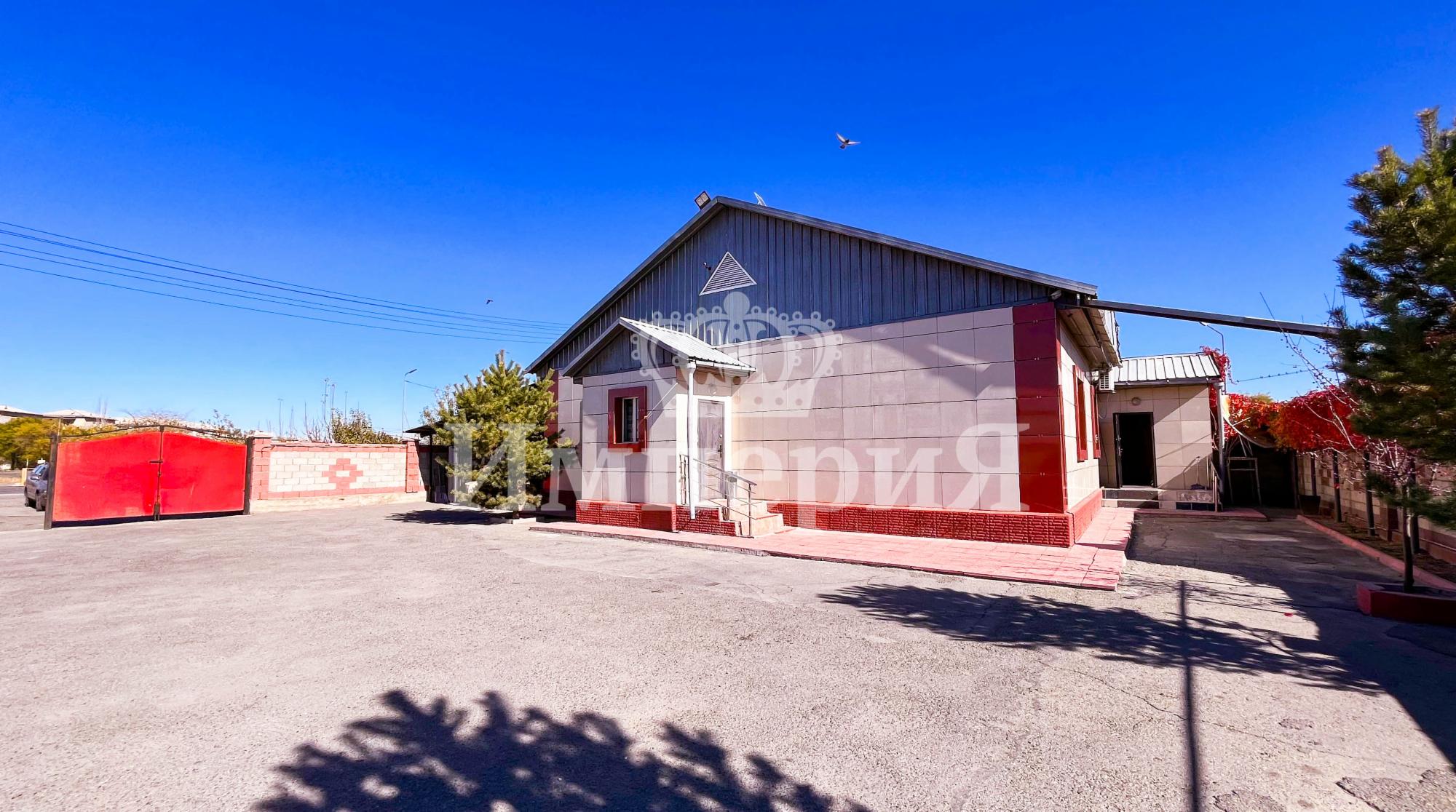 8-комнантный квартира, 557.0 м²,Желтоксан за 250 000 000