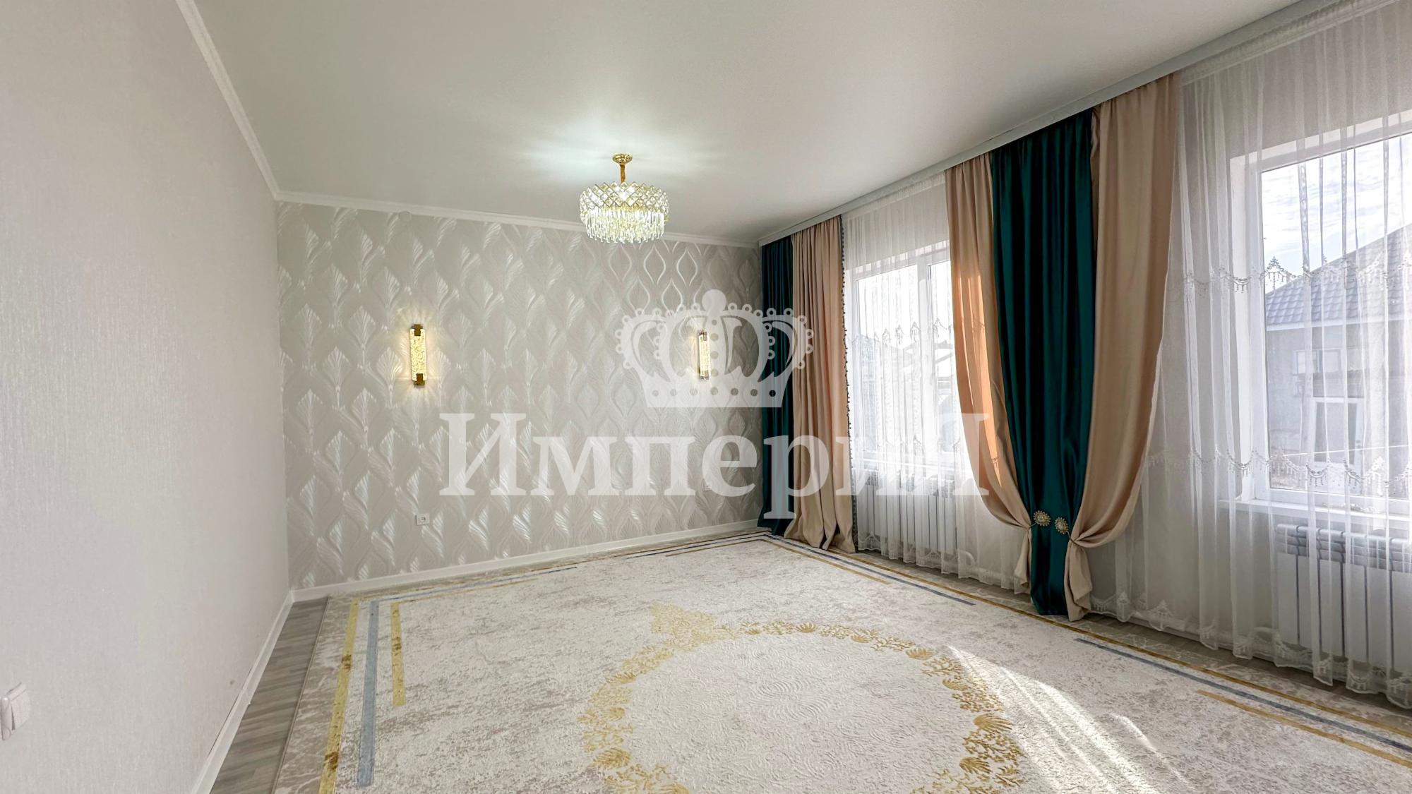 5-комнантный квартира, 160.0 м²,Байтурсынова за 56 000 000