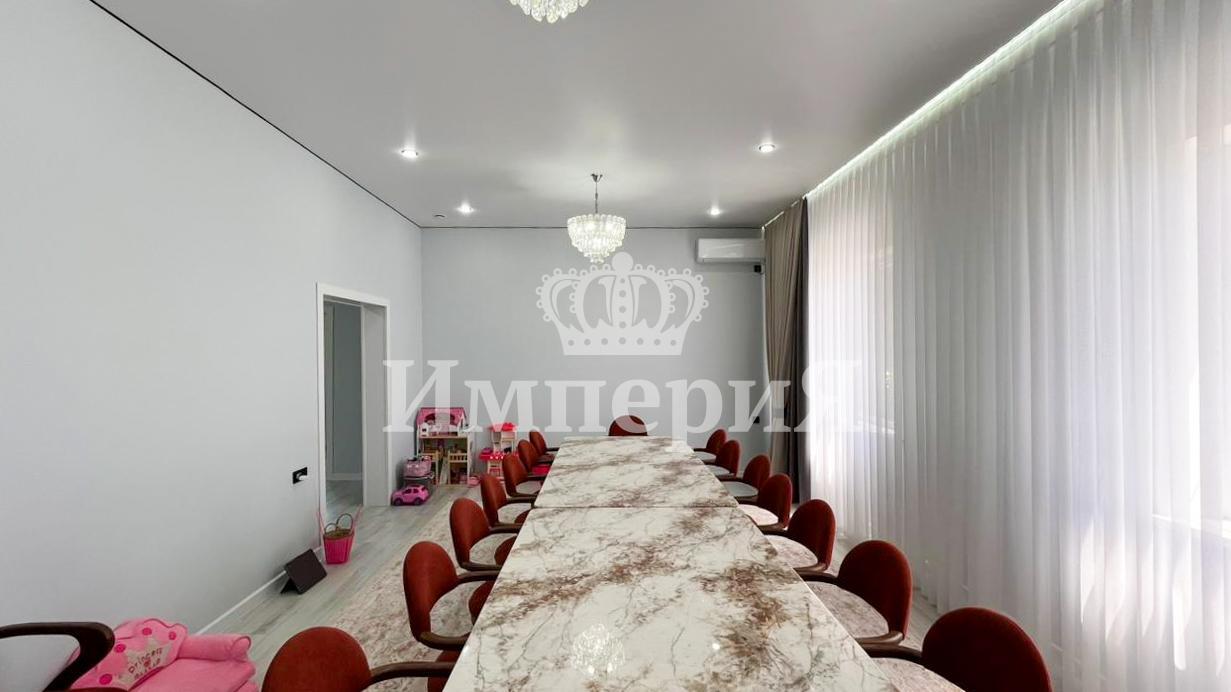 5-комнантный квартира, 157.0 м²,Арасан за 63 000 000