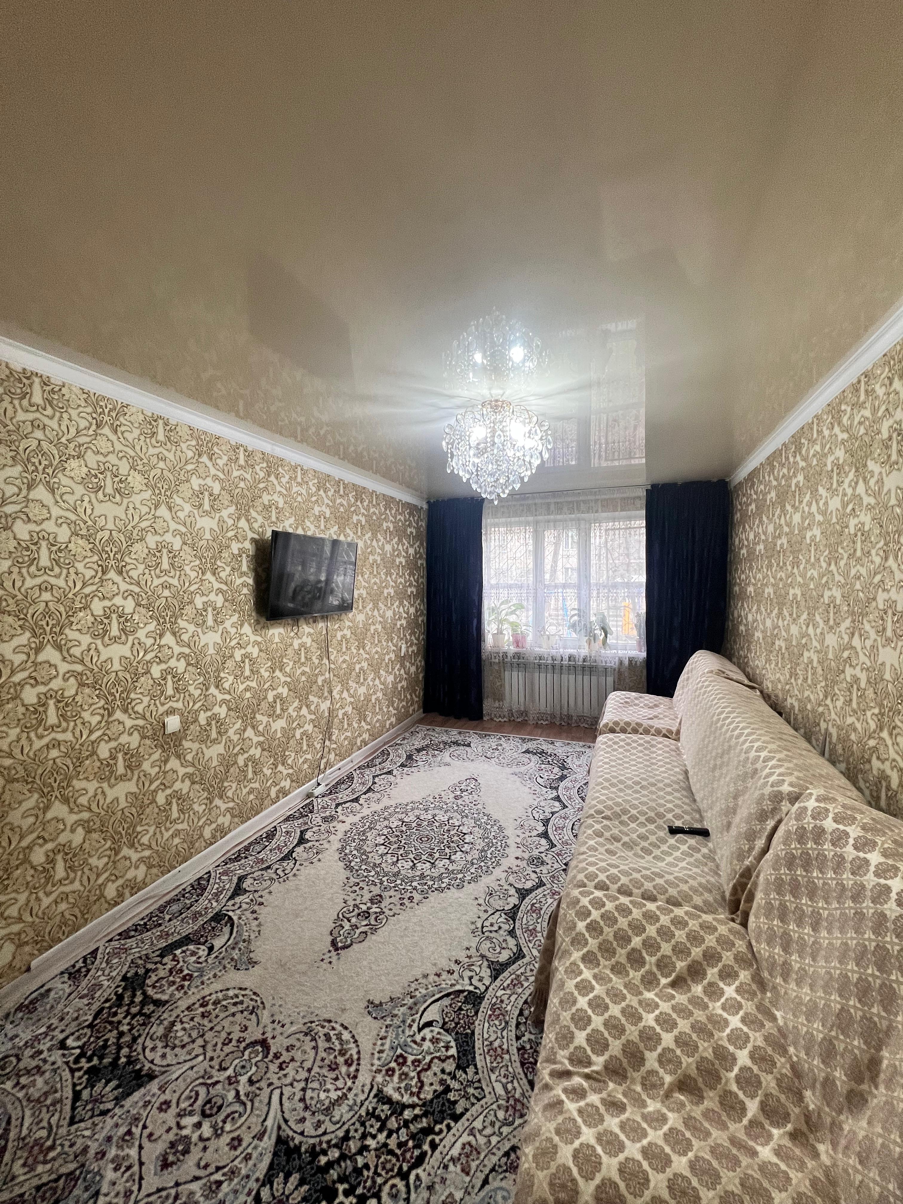 4-комнантная квартира, 72.0 м²,мкр Самал за 22 000 000