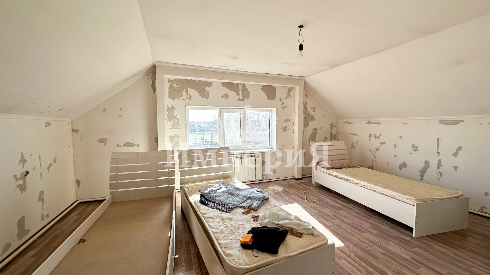 4-комнантный квартира, 140.0 м²,Есбатыр Есбатырова за 40 000 000