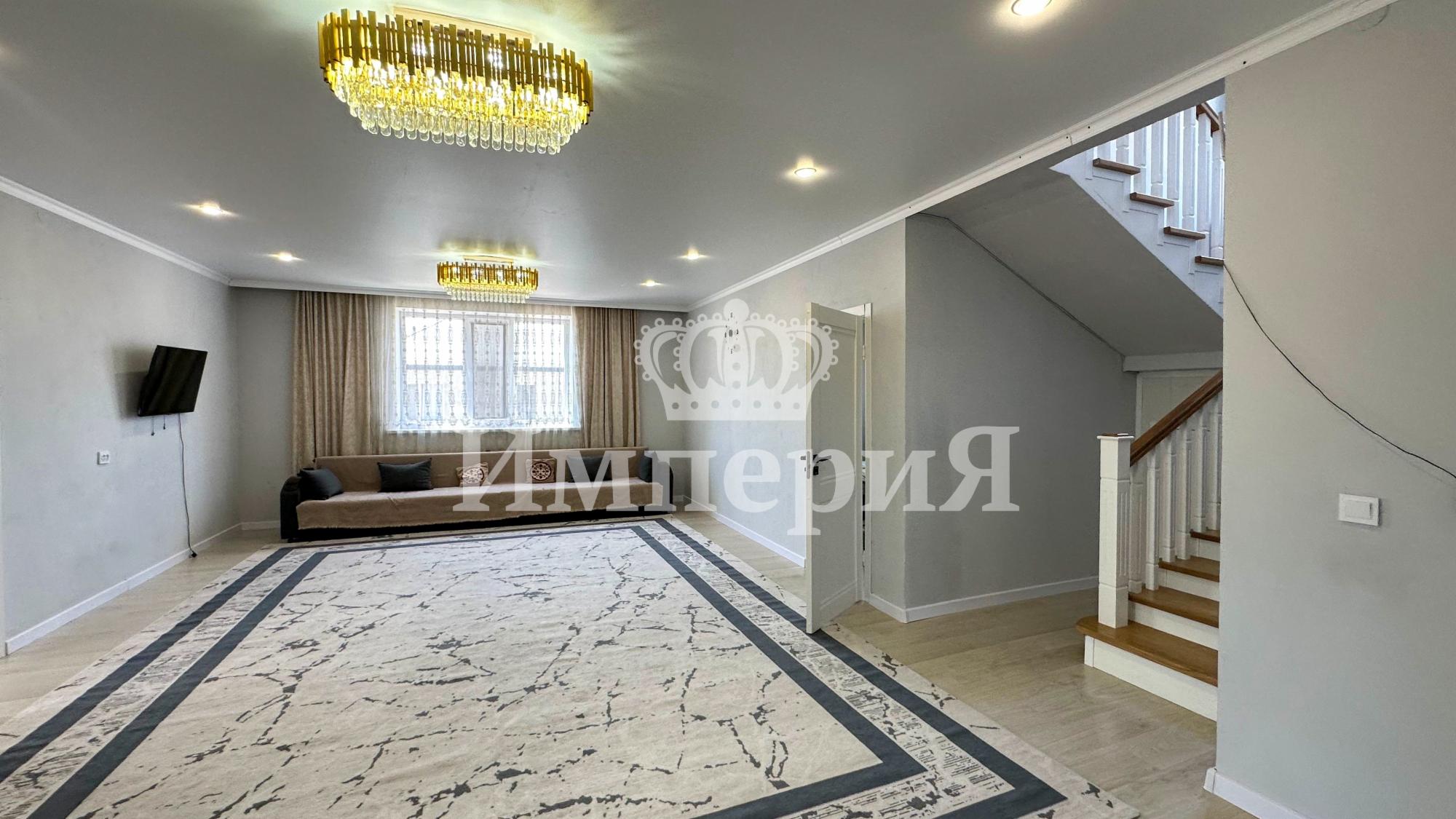 8-комнантный квартира, 137.0 м²,Абубакирова за 55 000 000