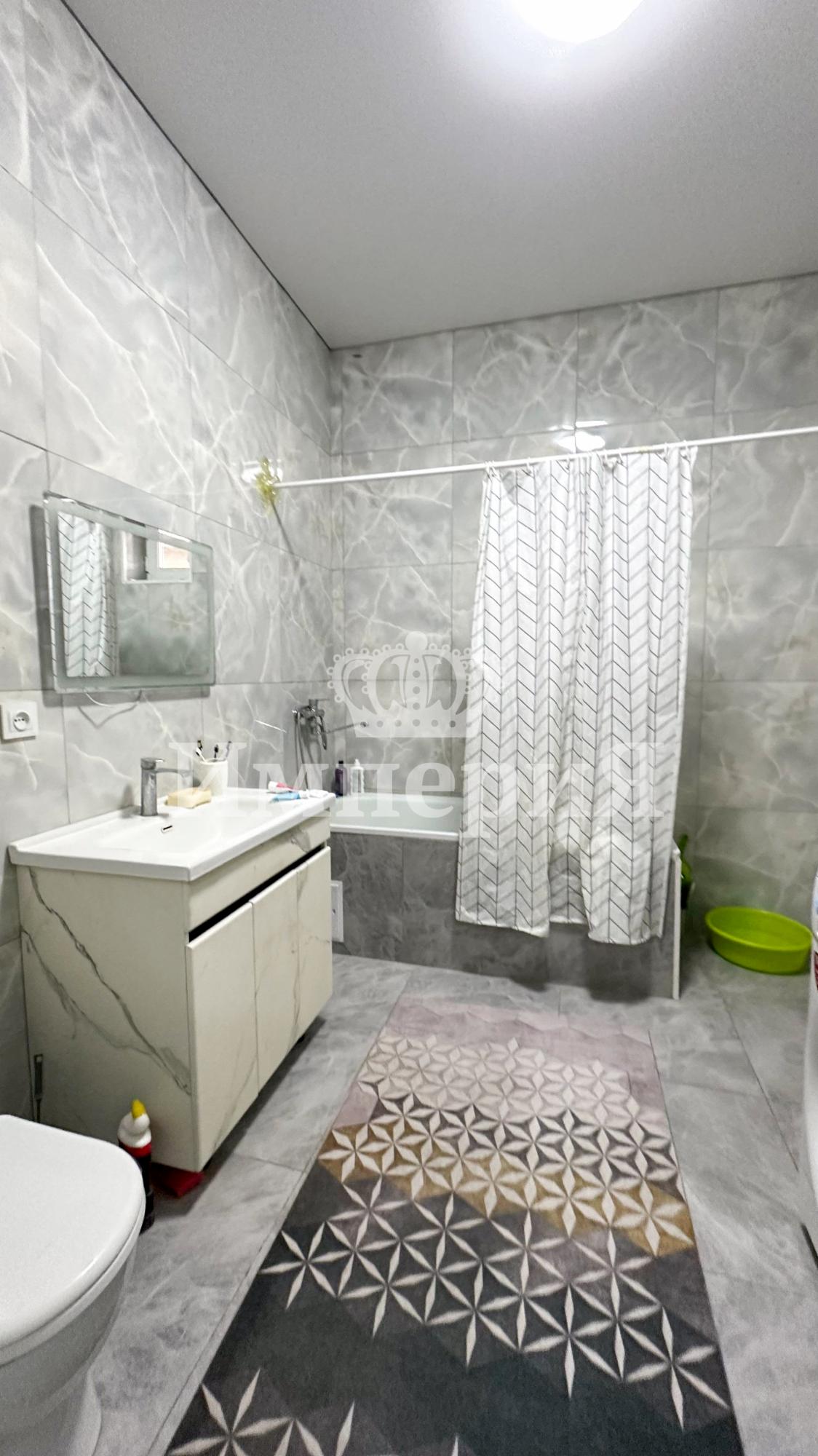 4-комнантный квартира, 130.0 м²,Карлыгаш за 48 500 000