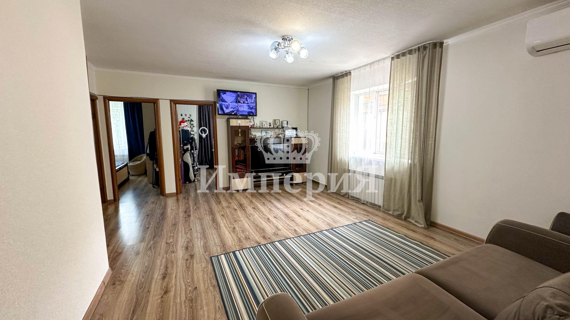 4-комнантный квартира, 100.0 м²,Абая за 40 000 000