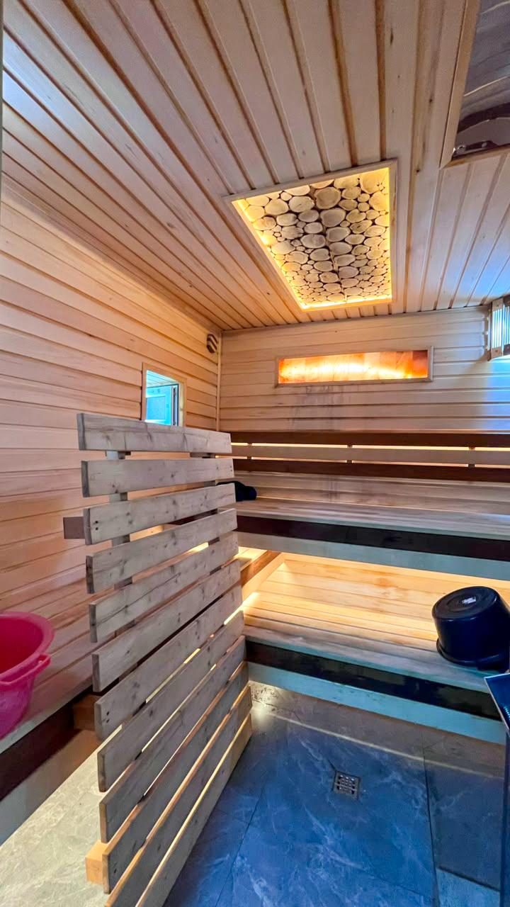 9-комнантный квартира, 215.0 м²,Коктем за 100 000 000