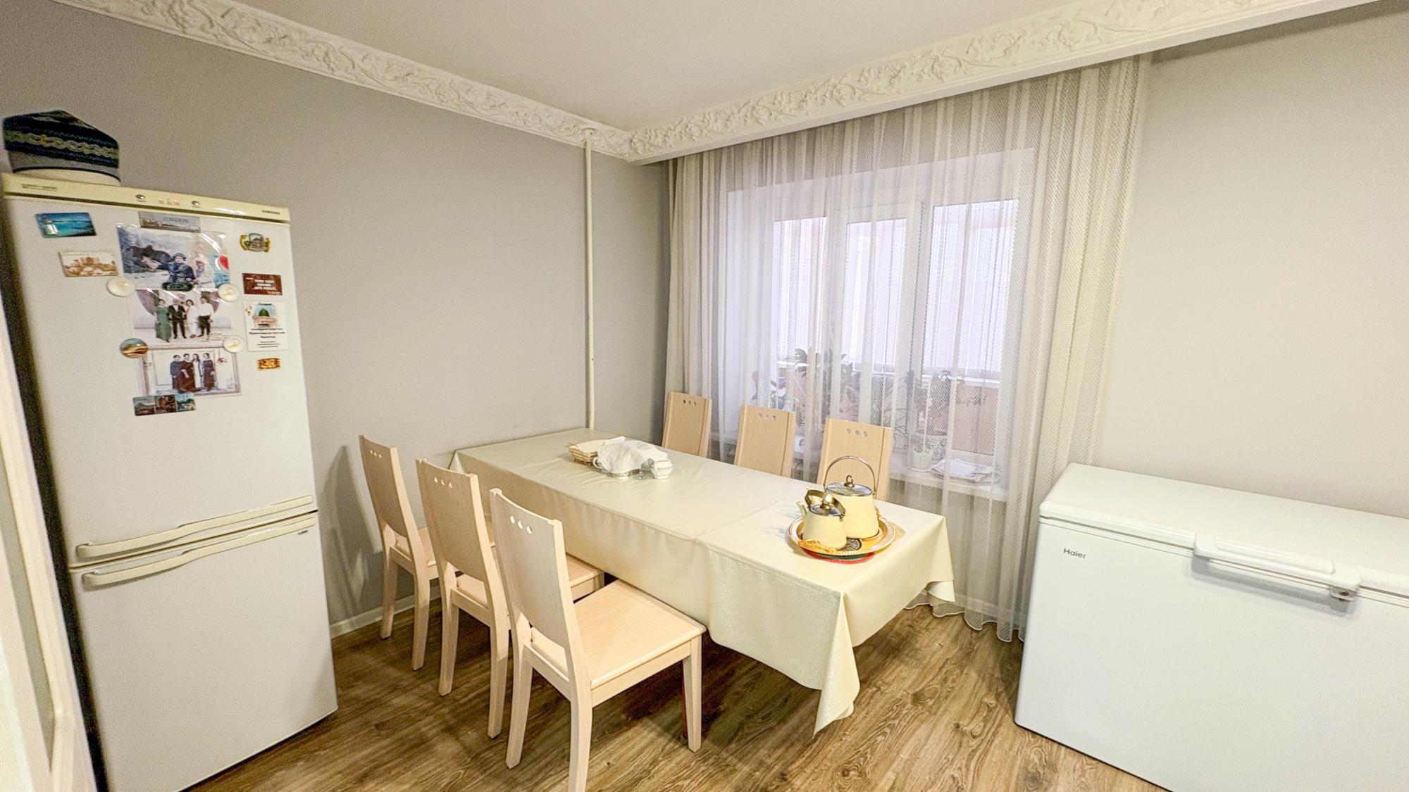 5-комнантная квартира, 150.0 м²,Толебаева за 47 000 000
