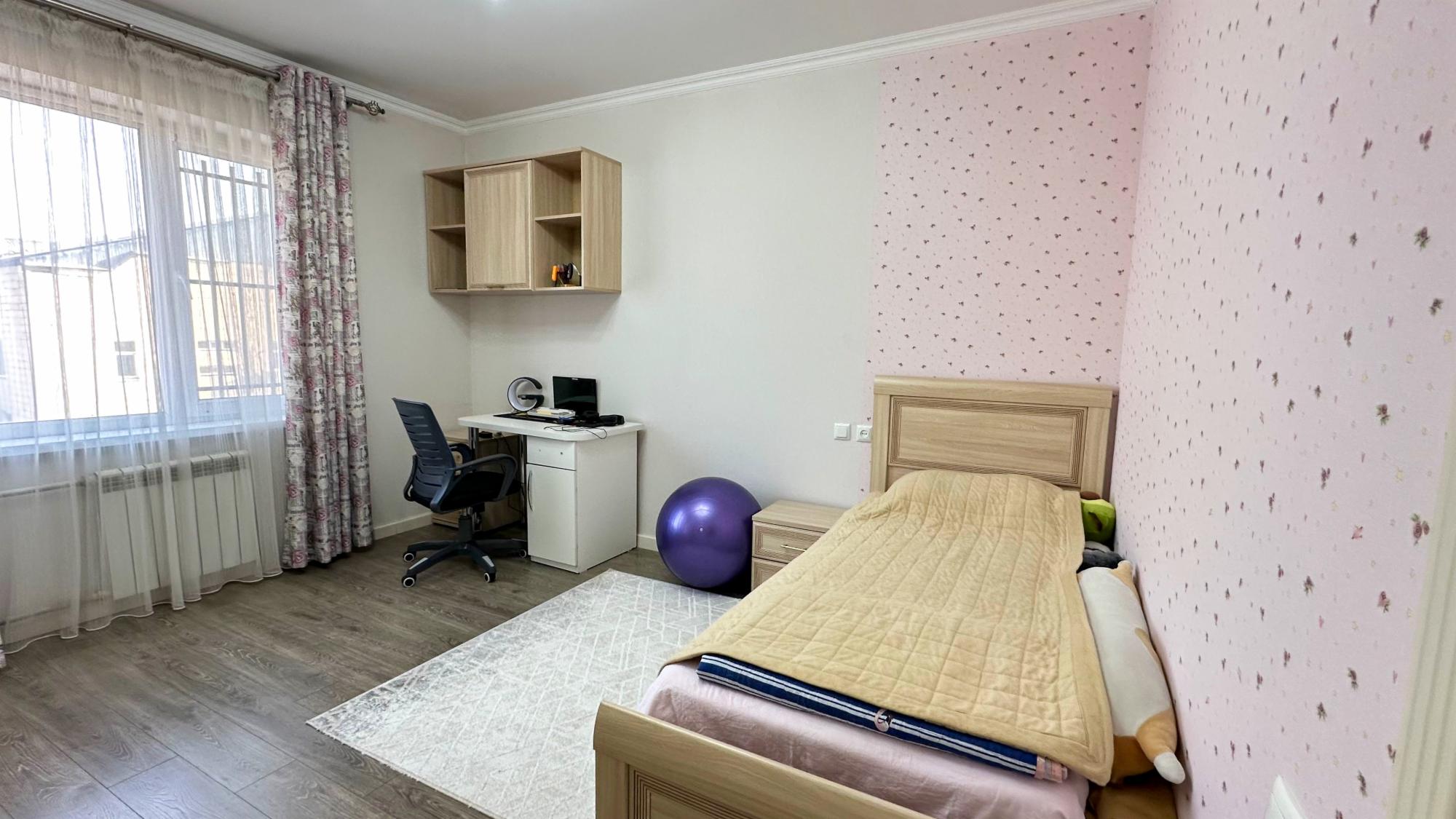 4-комнантная квартира, 92.0 м²,Гарышкер за 38 000 000