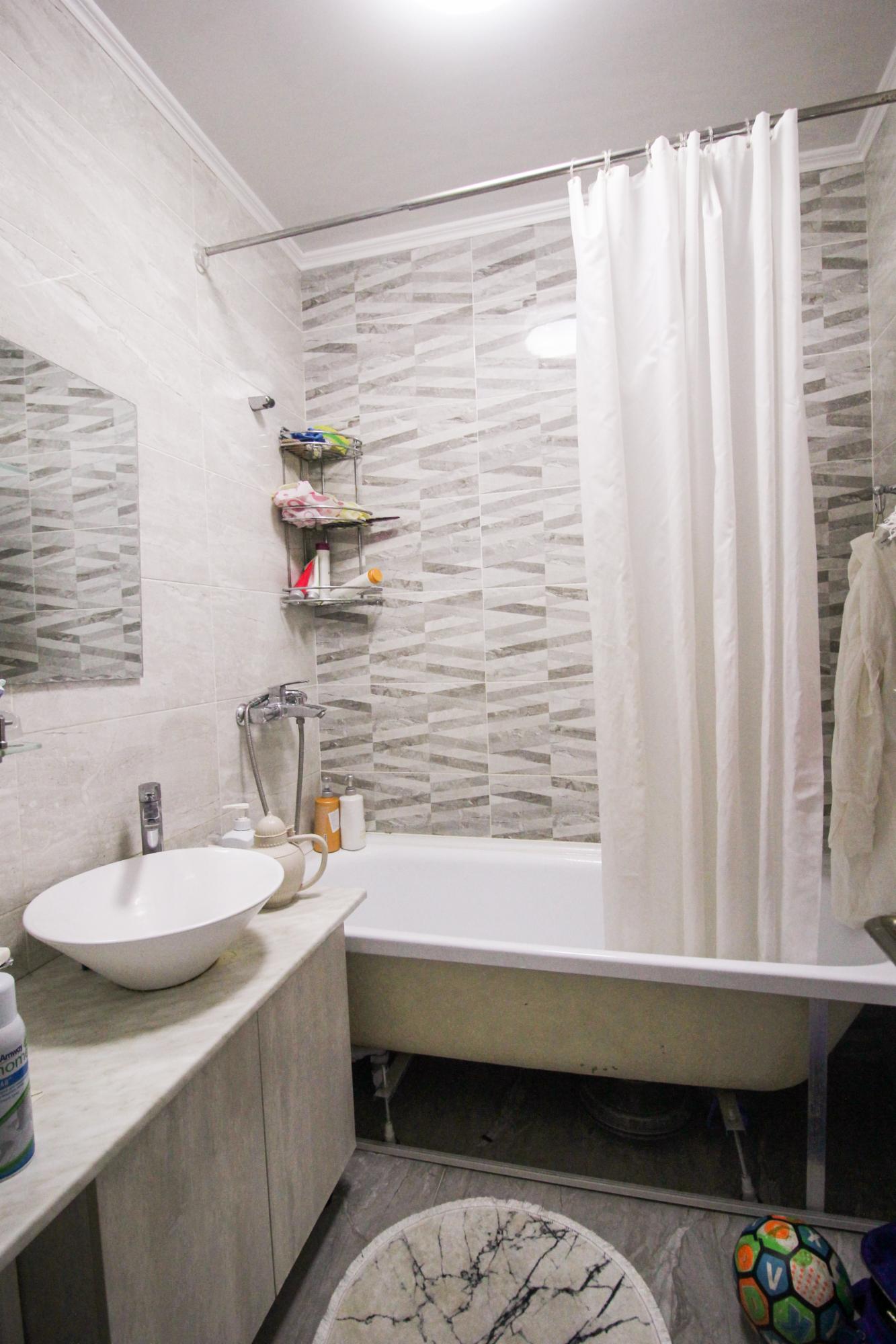 5-комнантная квартира, 110.0 м²,мкр Мушелтой за 38 000 000