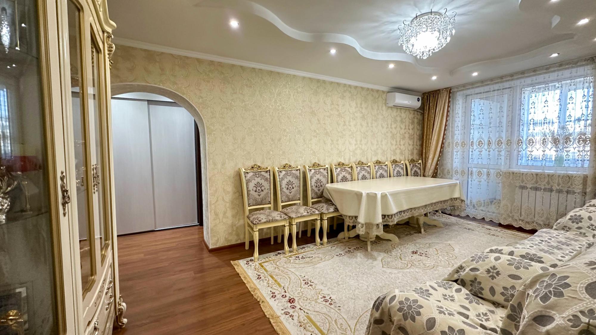 4-комнантная квартира, 78.0 м²,4 мкр за 30 000 000