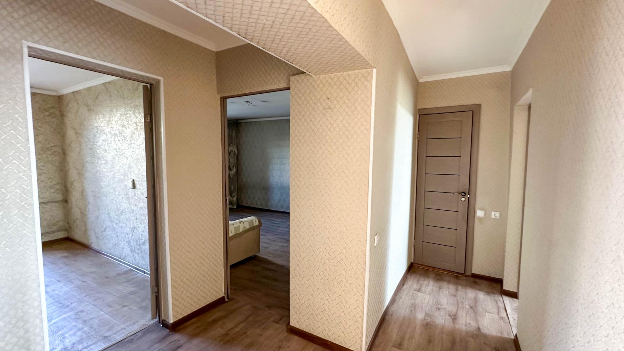 4-комнантная квартира, 85.0 м²,Гагарина за 30 000 000