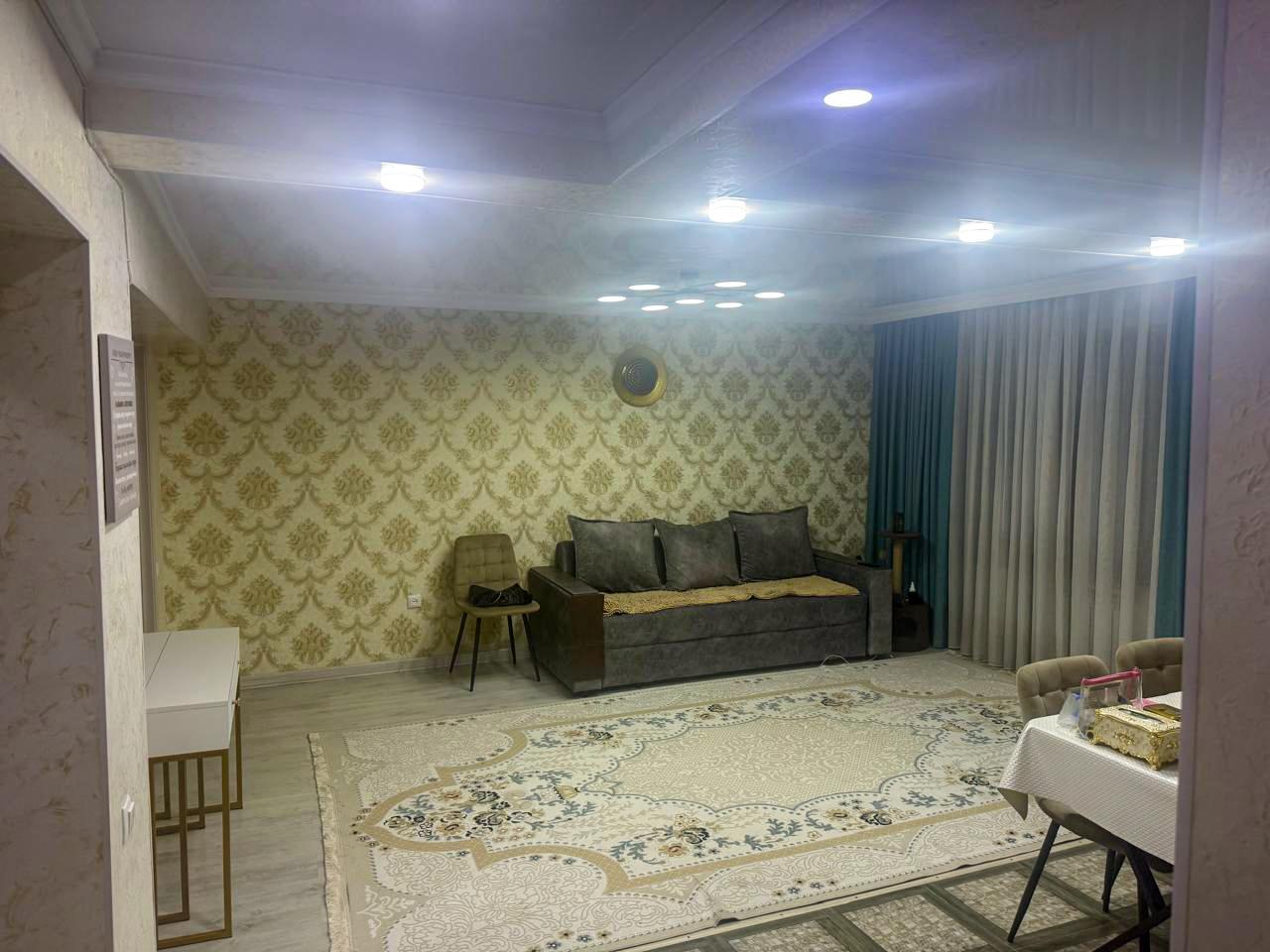 3-комнантная квартира, 60.0 м²,Казахстанская за 25 800 000