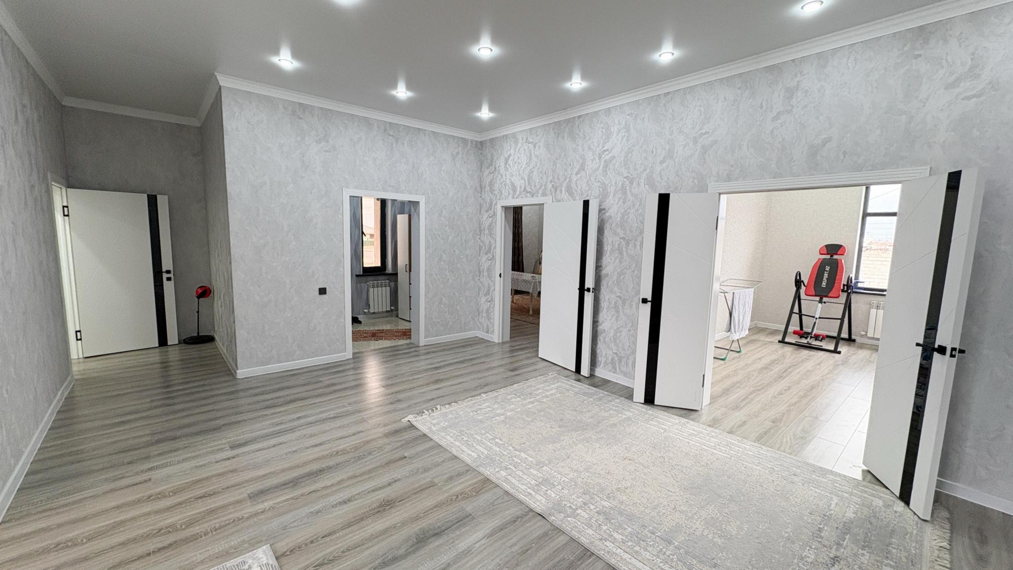 5-комнантный квартира, 187.0 м²,Карагайлы за 45 000 000