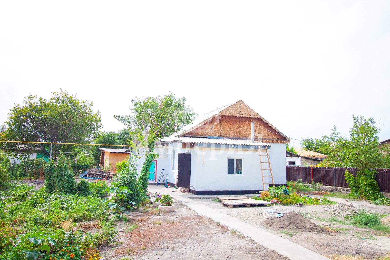 4-комнантный квартира, 58.0 м²,Курманова за 16 000 000