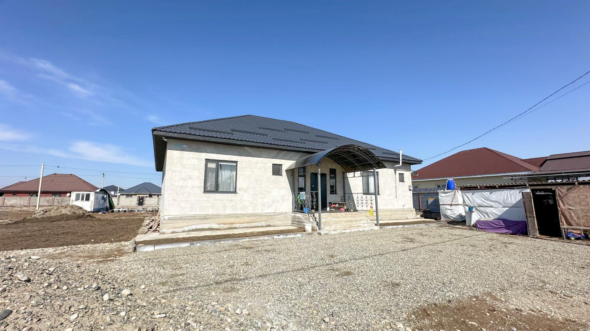 6-комнантный квартира, 200.0 м²,Байтурсынова за 57 000 000