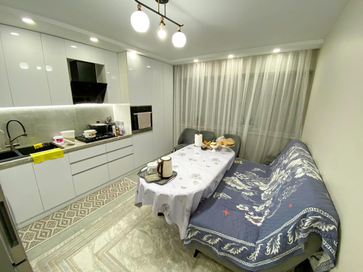 2-комнантная квартира, 64.0 м²,Болашак за 31 000 000