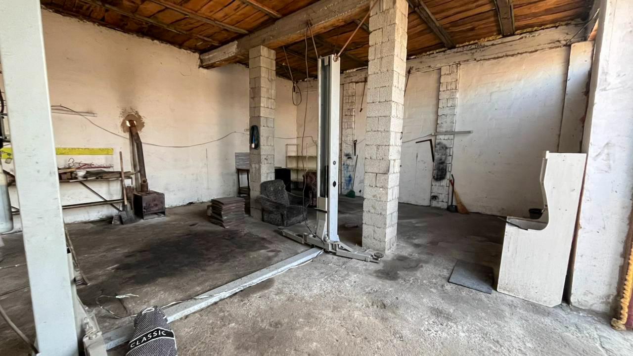 0-комнантный квартира, 132.0 м²,Курманова за 24 500 000