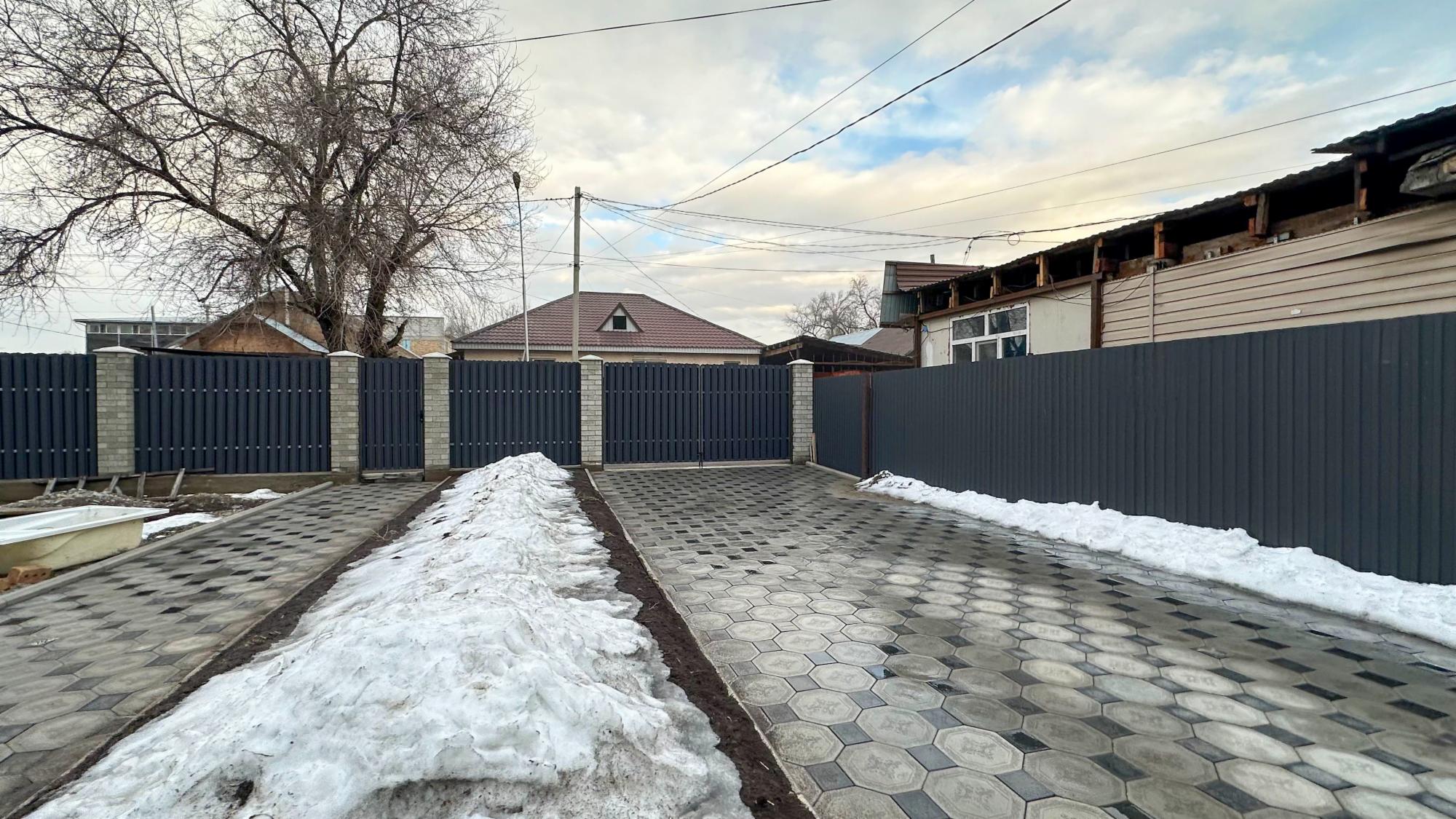 4-комнантный квартира, 140.0 м²,Калиева за 67 000 000