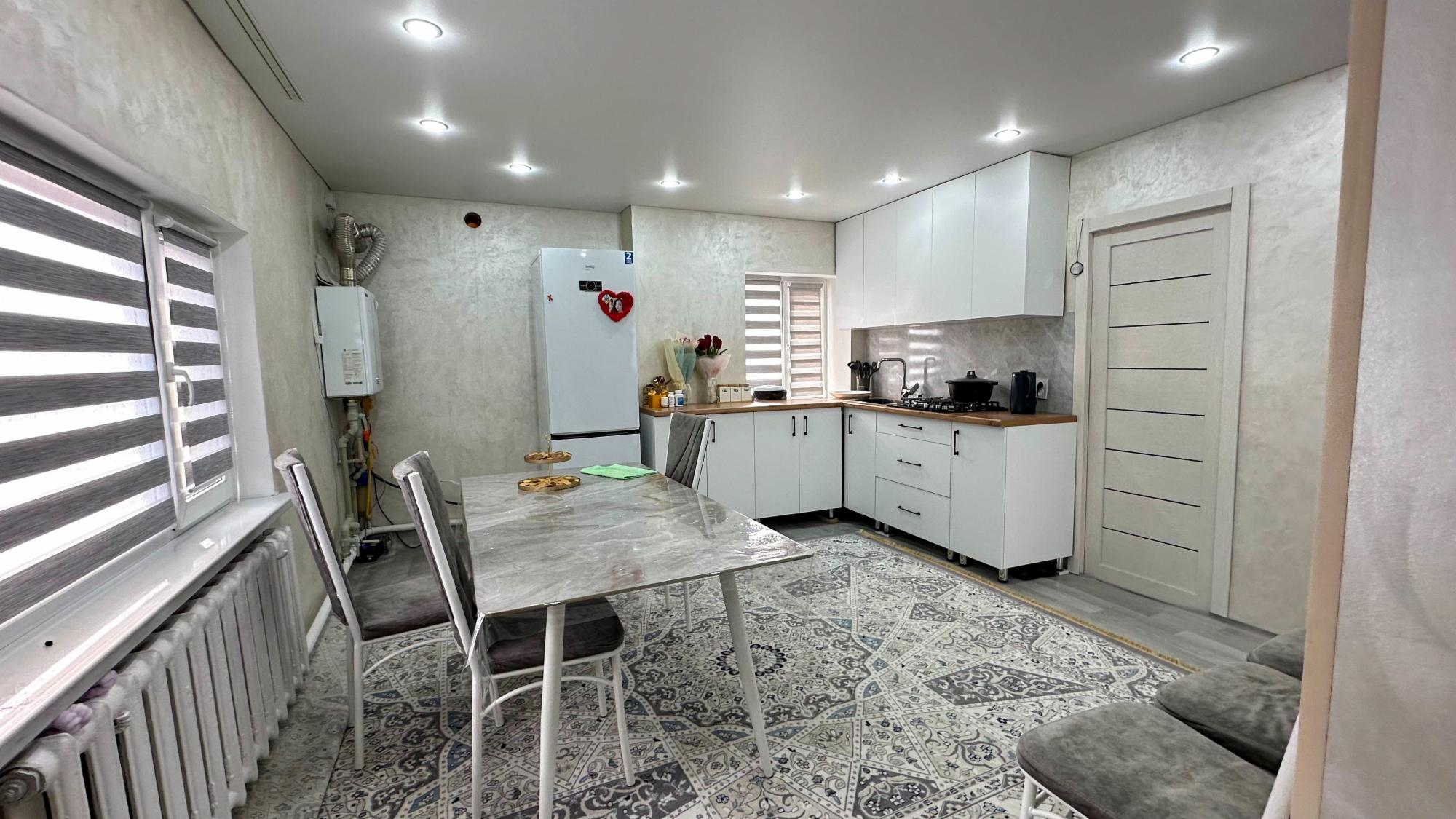 1-комнантный квартира, 70.0 м²,Алдабергенова за 40 000 000