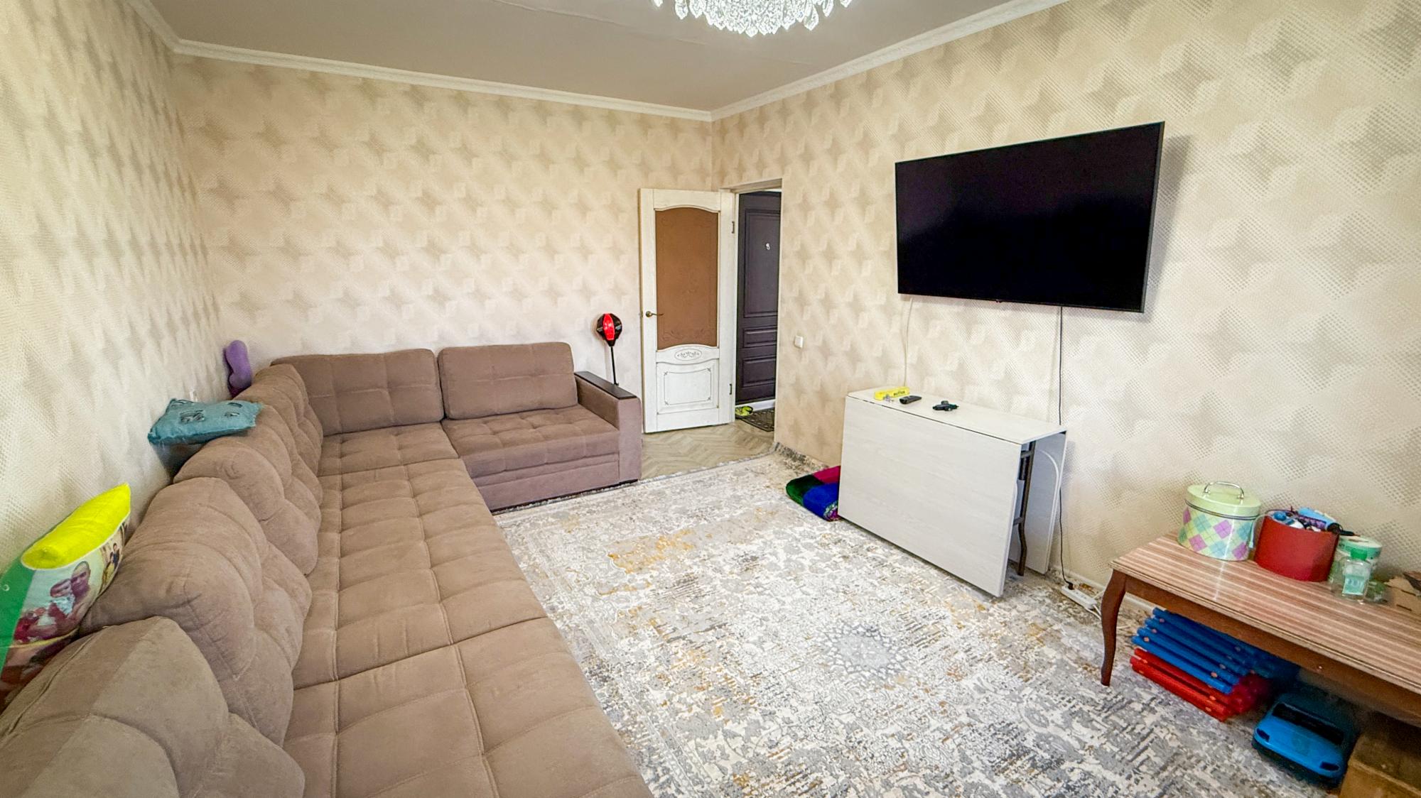 5-комнантная квартира, 106.0 м²,3 мкр за 43 000 000