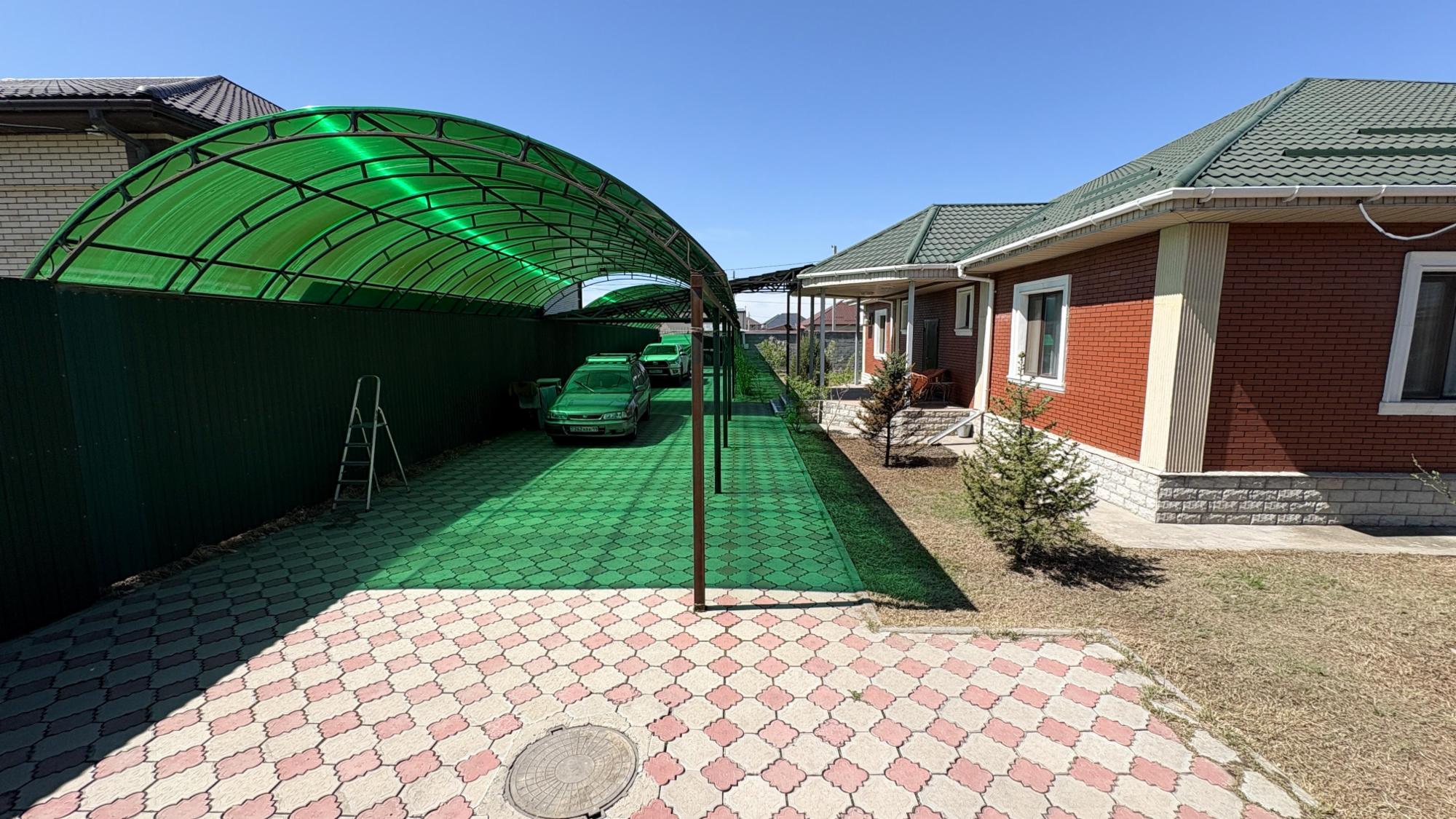 6-комнантный квартира, 300.0 м²,Талдыкорганская за 115 000 000