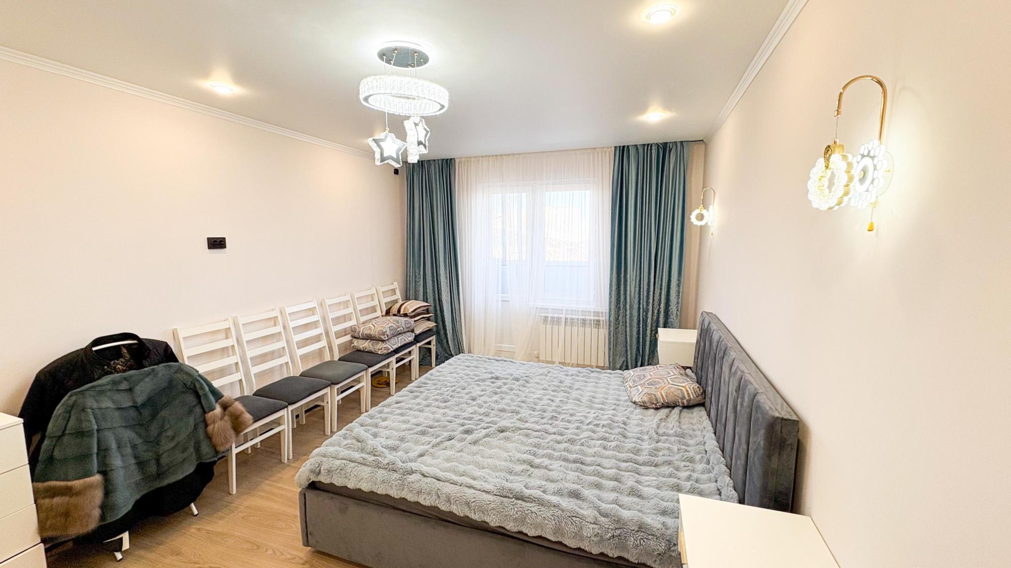 4-комнантная квартира, 92.0 м²,3 мкр за 32 000 000