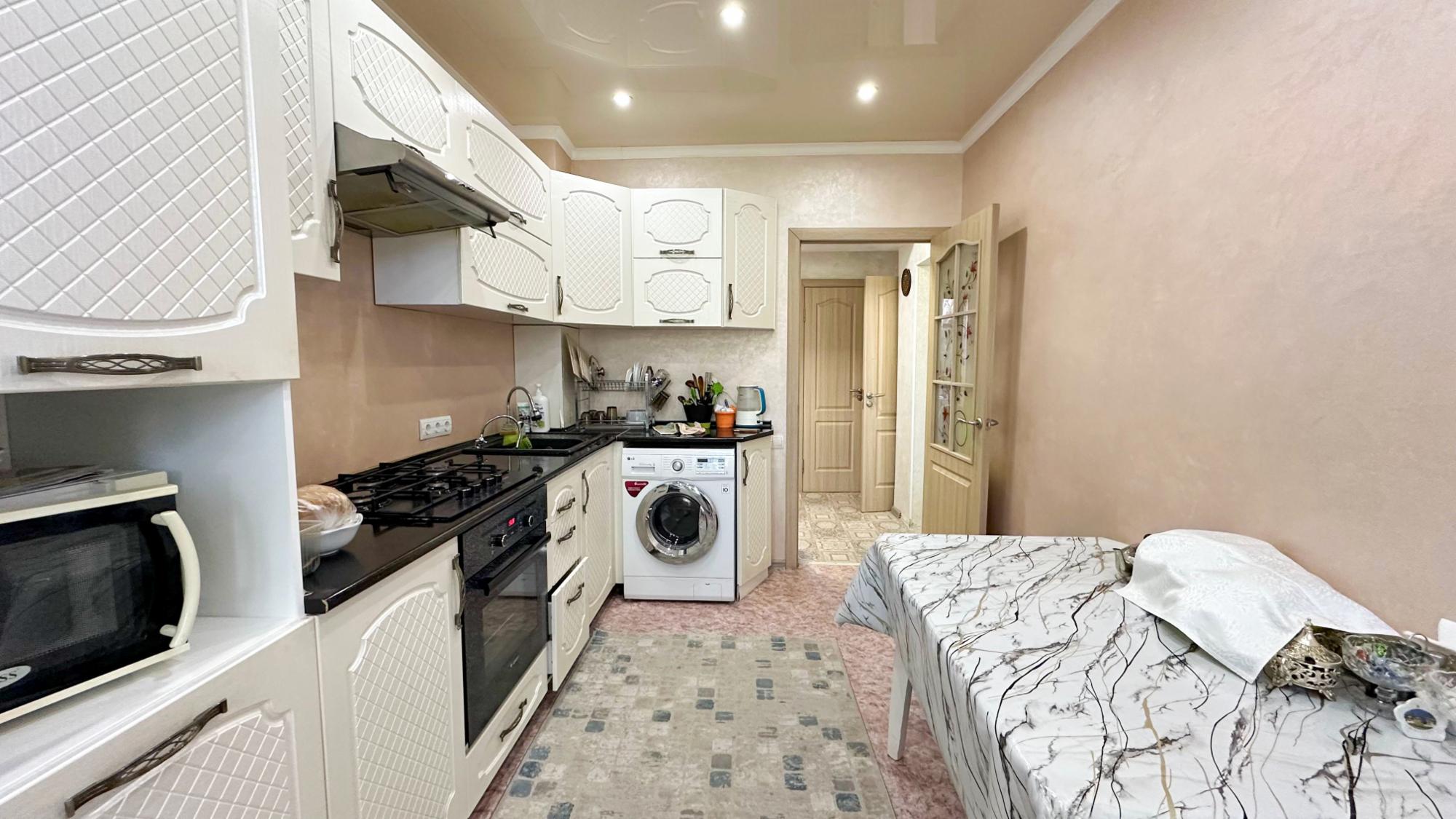 3-комнантная квартира, 64.0 м²,5 мкр за 25 500 000