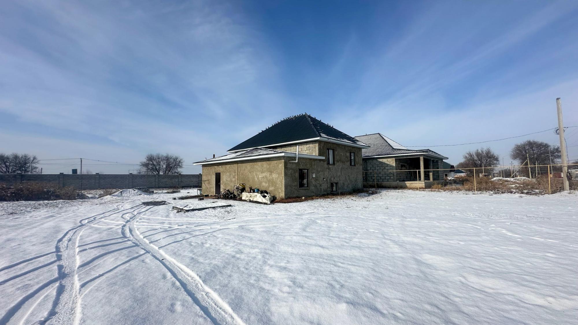 8-комнантный квартира, 220.0 м²,Нурлы Бастау за 42 000 000