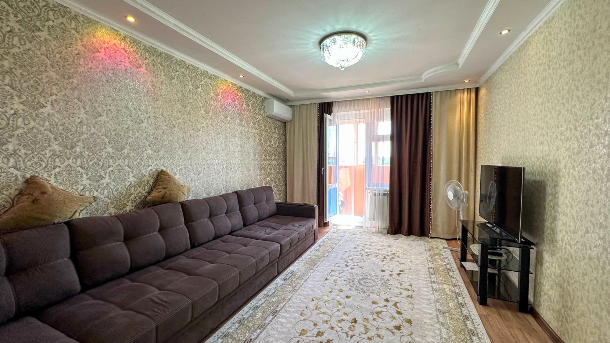 4-комнантная квартира, 90.0 м²,мкр Мушелтой за 29 000 000