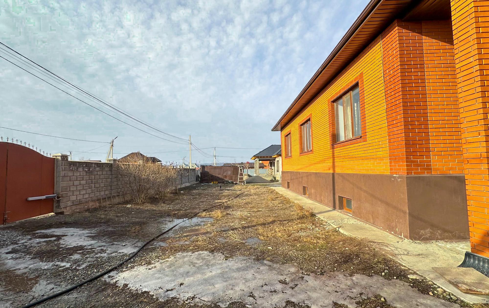 8-комнантный квартира, 267.0 м²,Жастар за 75 000 000