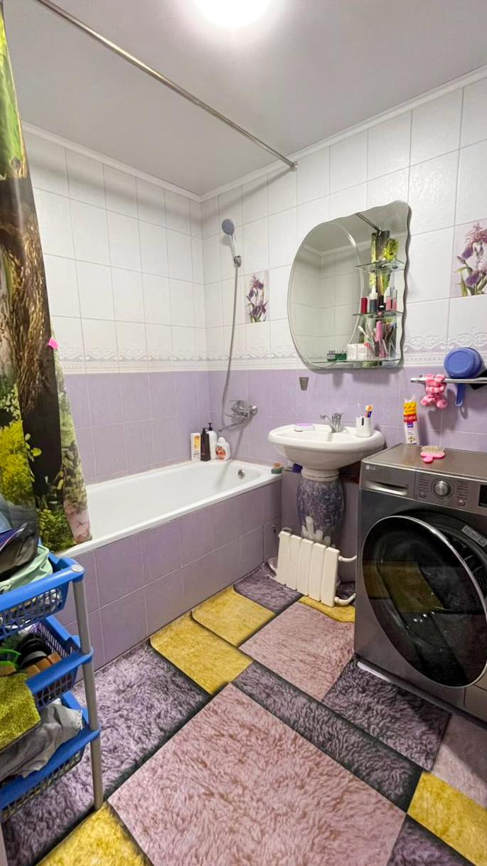 4-комнантная квартира, 113.0 м²,Каратальская за 42 000 000