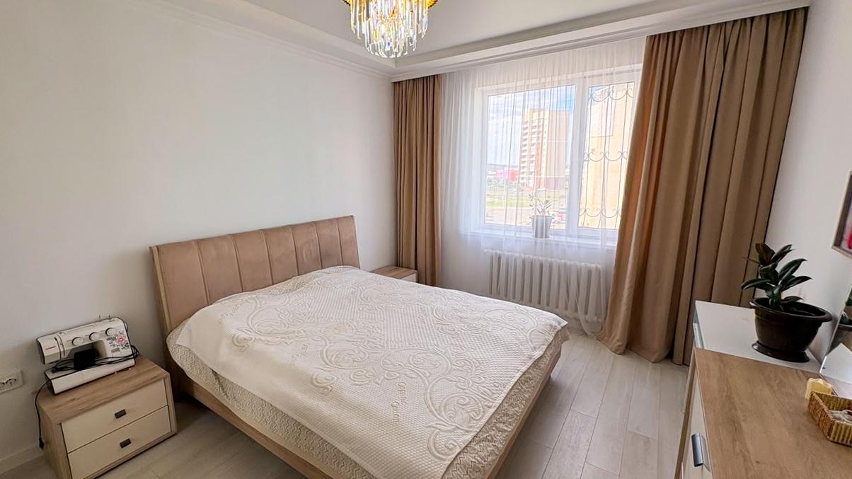 3-комнантная квартира, 90.0 м²,Базарбаева за 42 000 000