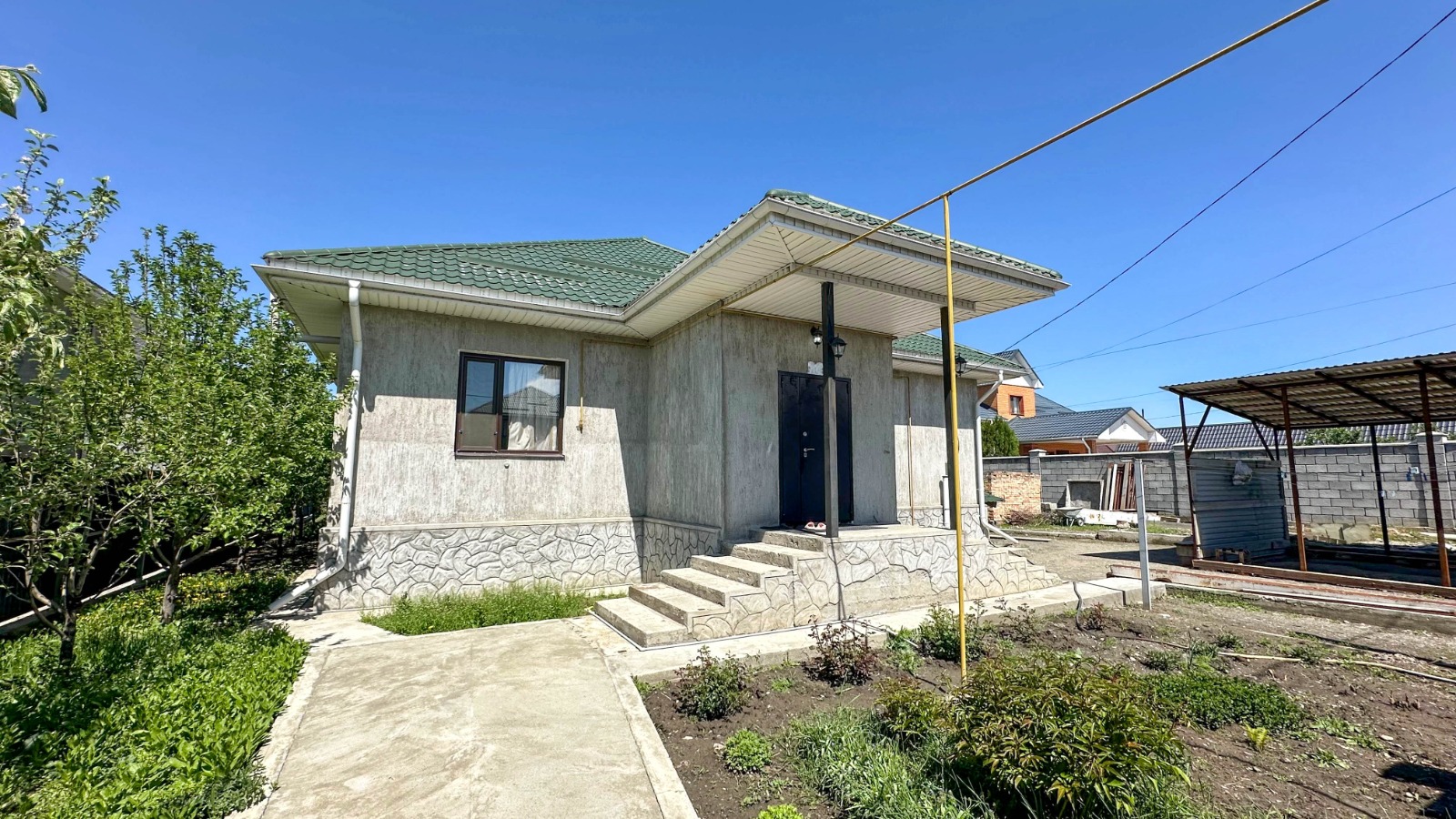 4-комнантный квартира, 197.0 м²,Айманова за 50 000 000