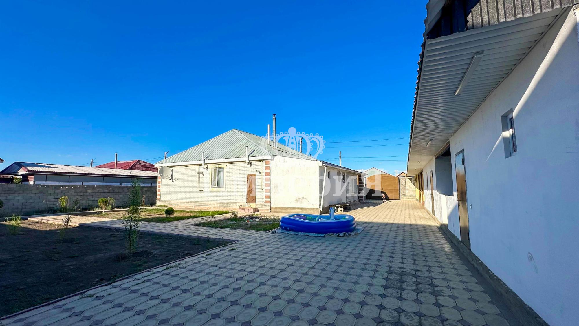 4-комнантный квартира, 138.0 м²,Алмалыбак за 51 000 000