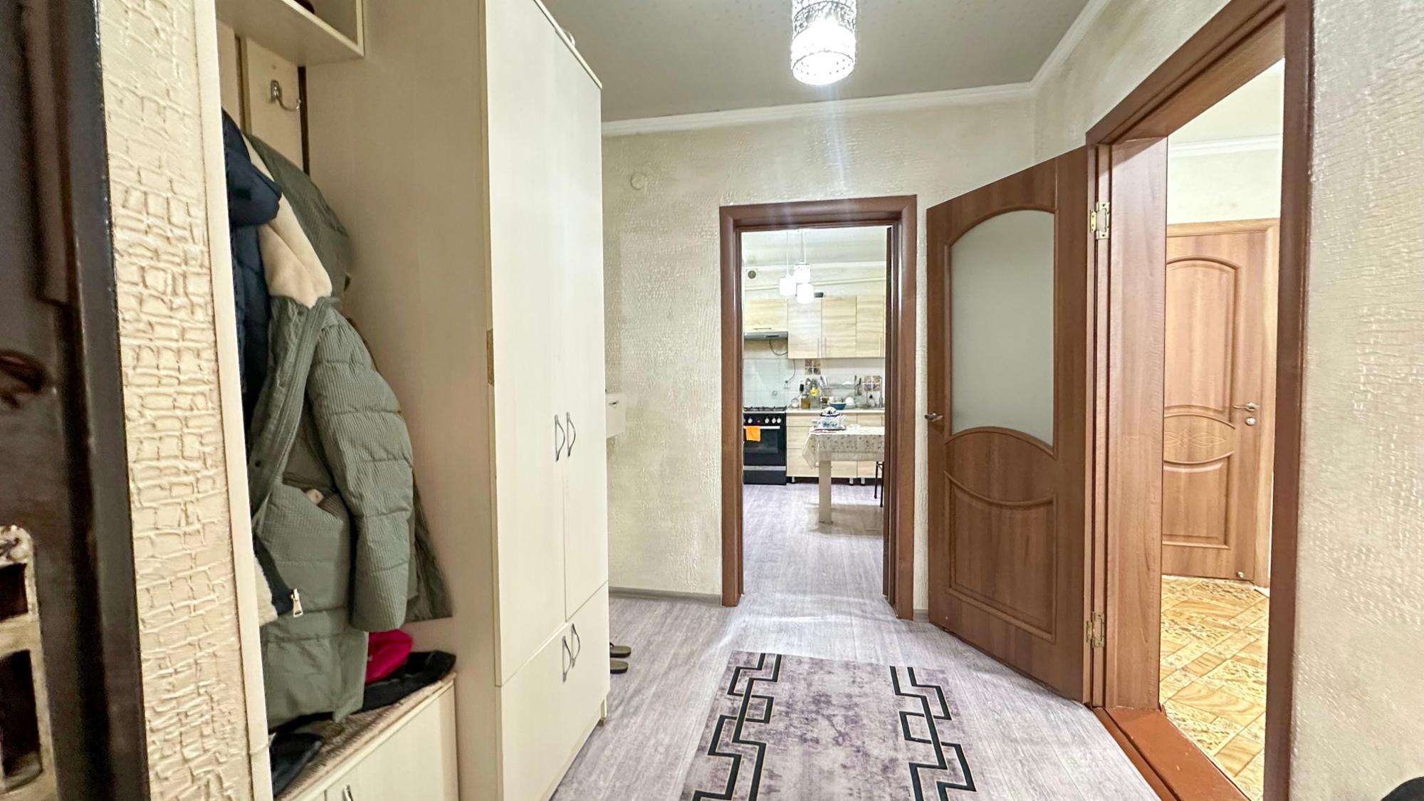 4-комнантный квартира, 140.0 м²,Абая за 24 500 000