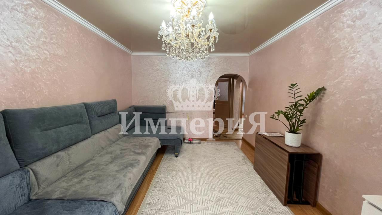 4-комнантная квартира, 90.0 м²,3 мкр за 32 000 000