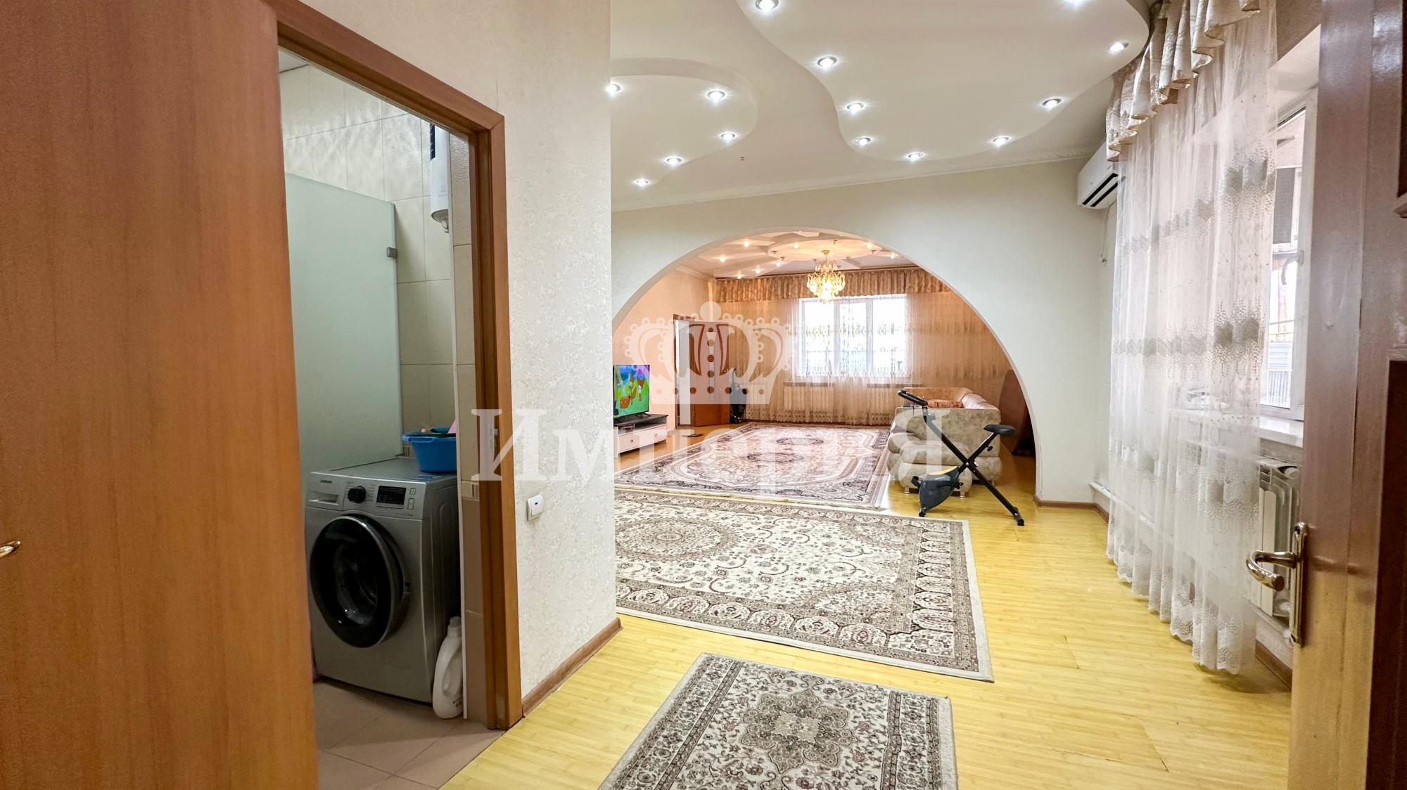 4-комнантный квартира, 155.0 м²,Избасарова за 35 000 000