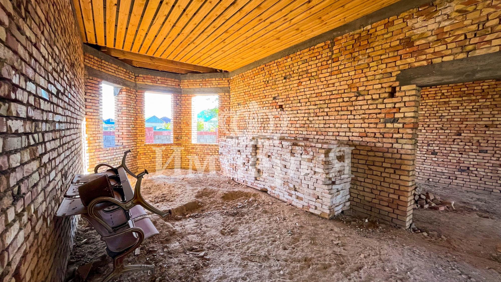 5-комнантный квартира, 170.0 м²,Республика за 40 000 000