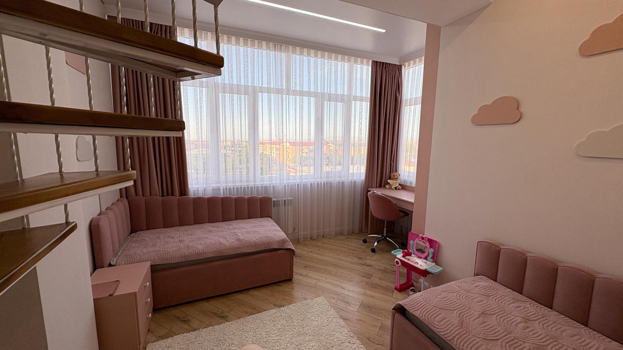 5-комнантная квартира, 100.0 м²,Конаев за 67 000 000