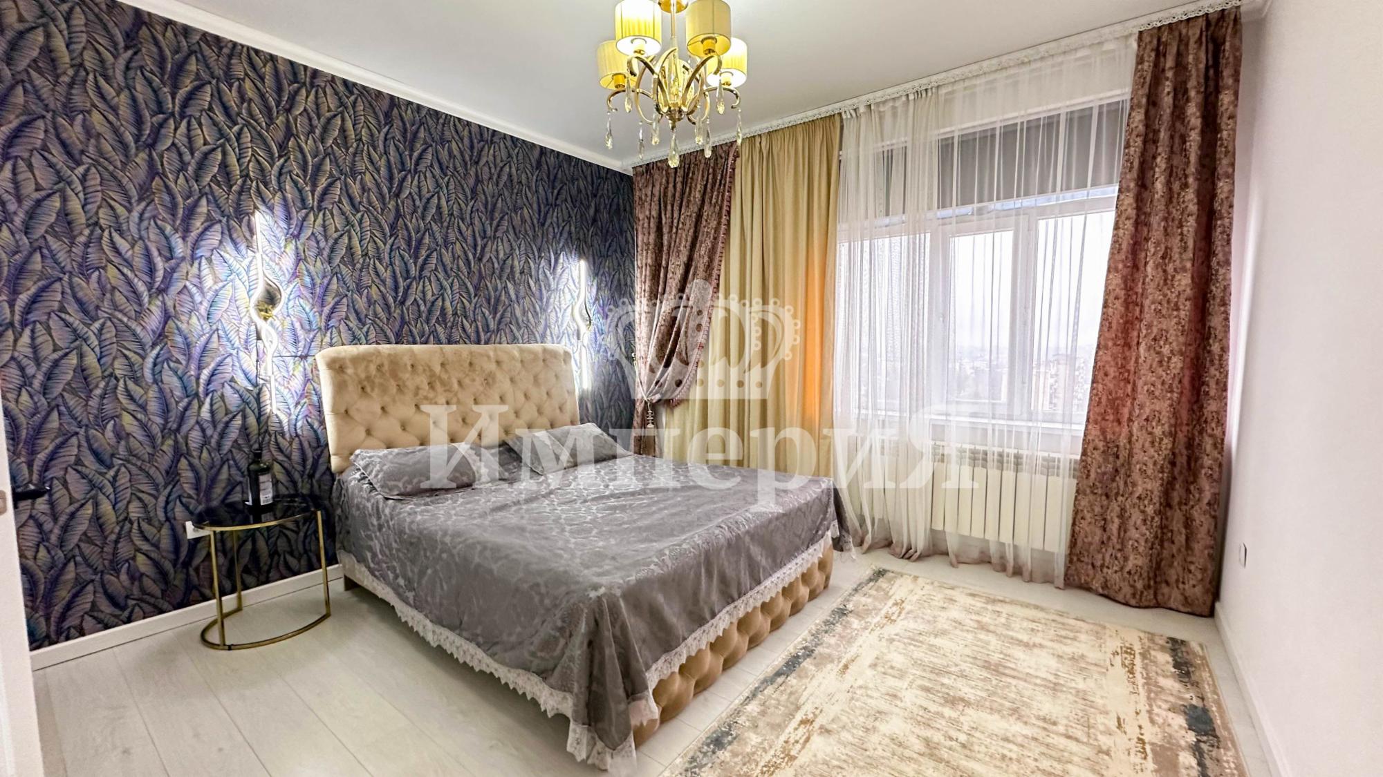 5-комнантная квартира, 176.0 м²,Назарбаева за 51 000 000