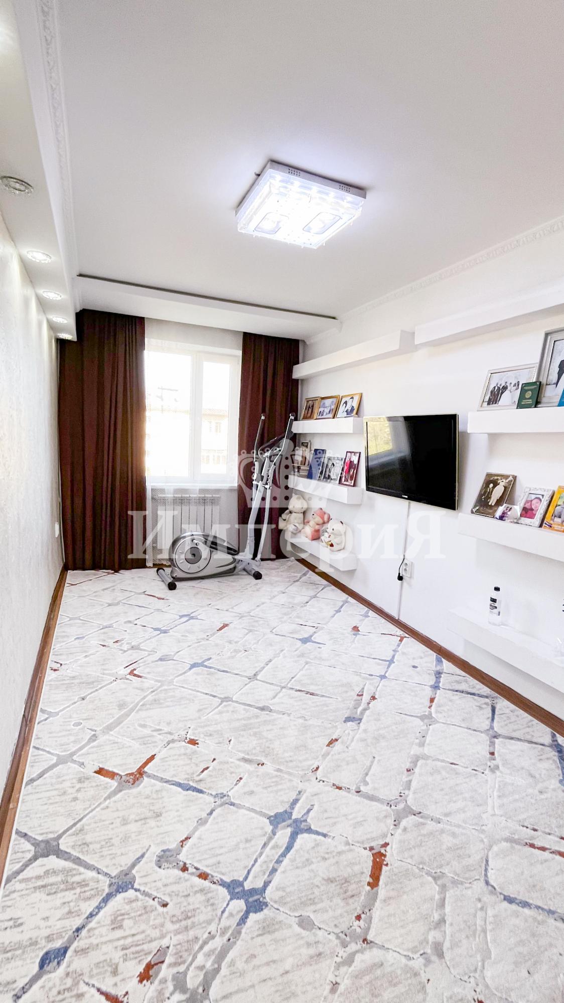 4-комнантная квартира, 74.0 м²,5 мкр за 19 500 000