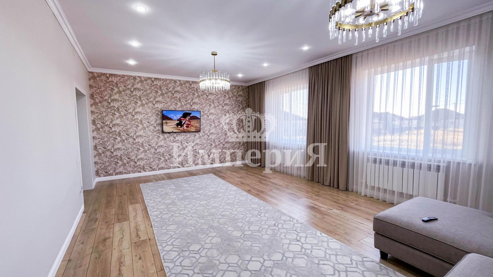 4-комнантный квартира, 140.0 м²,Ынтымак за 45 000 000