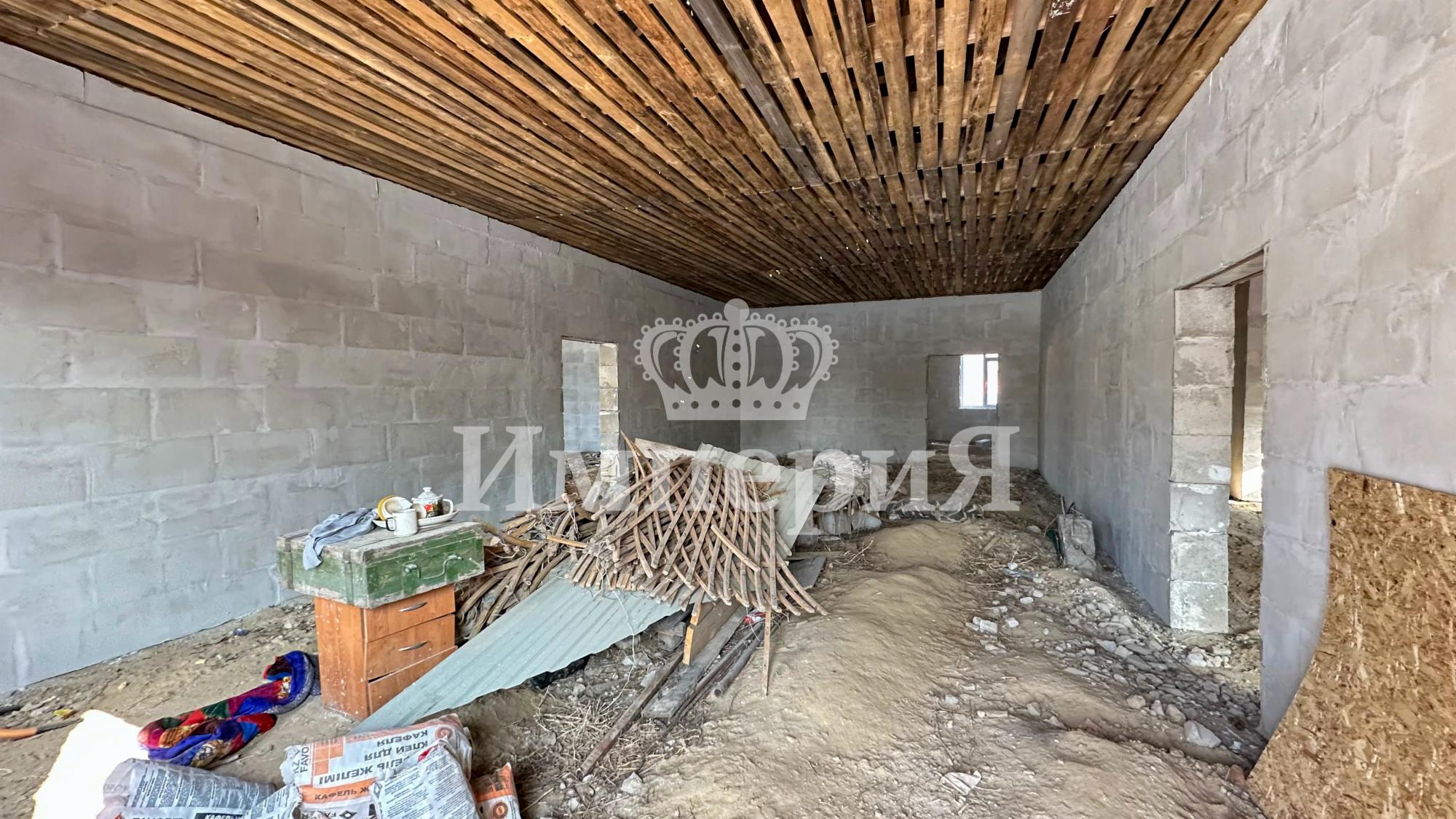 3-комнантный квартира, 306.0 м²,Абая за 30 000 000