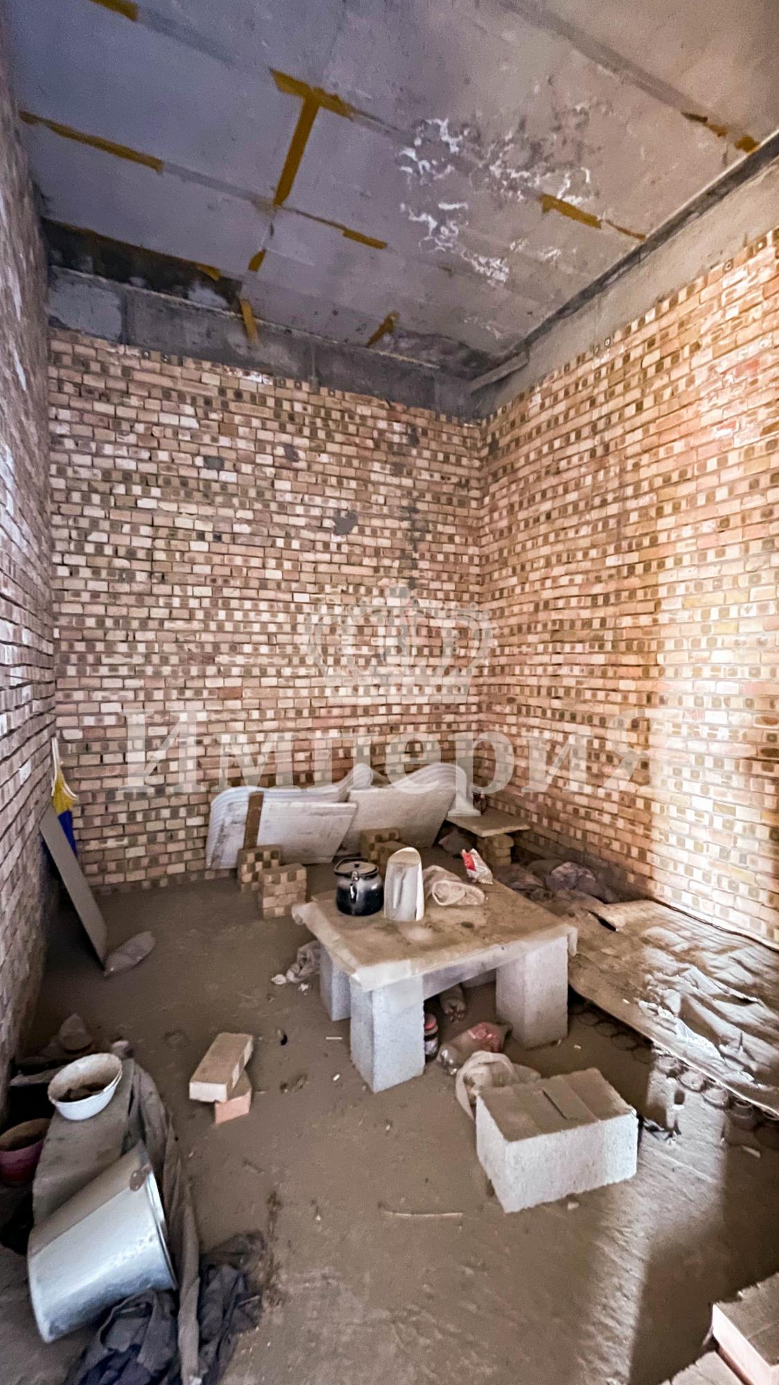 8-комнантный квартира, 470.0 м²,Абая за 58 000 000