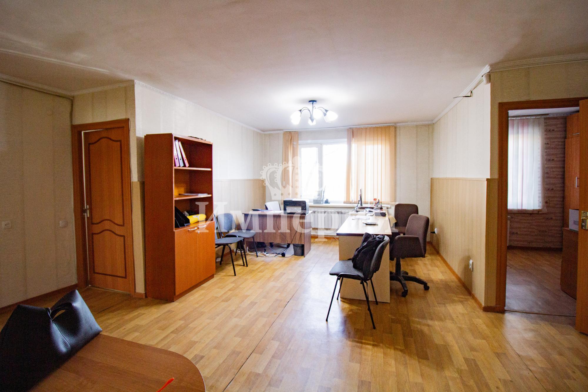 4-комнантный квартира, 67.0 м²,Назарбаева за 18 000 000