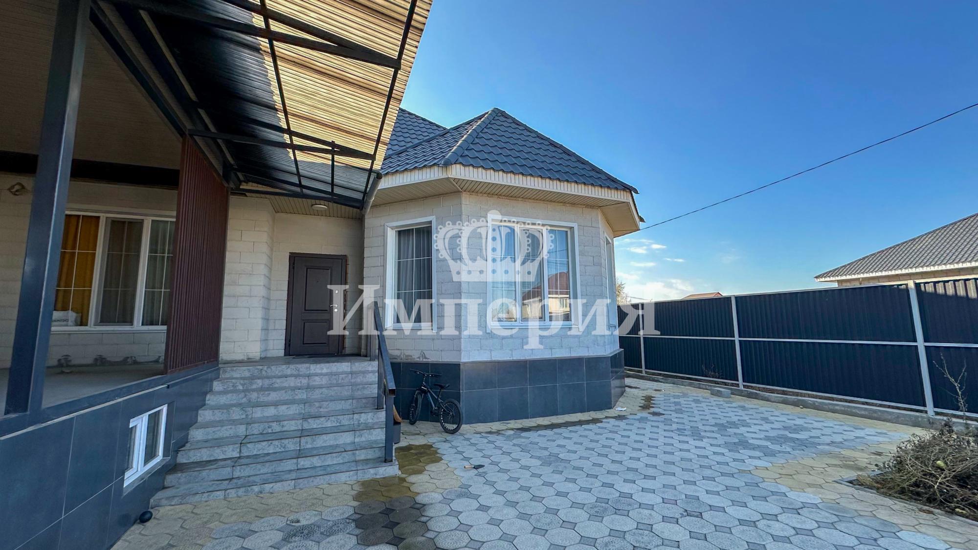 5-комнантный квартира, 190.0 м²,Абая за 59 000 000