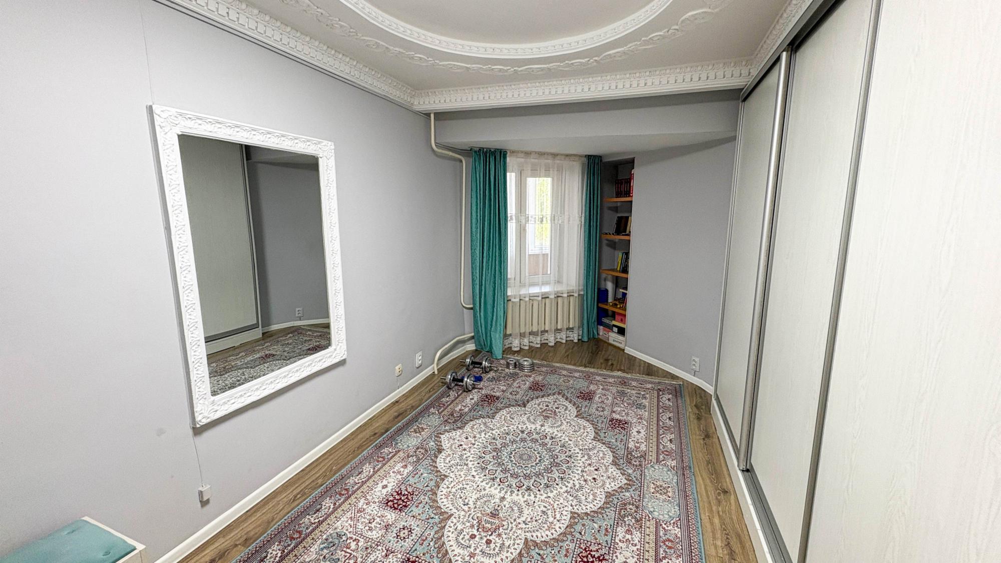 5-комнантная квартира, 150.0 м²,Толебаева за 47 000 000