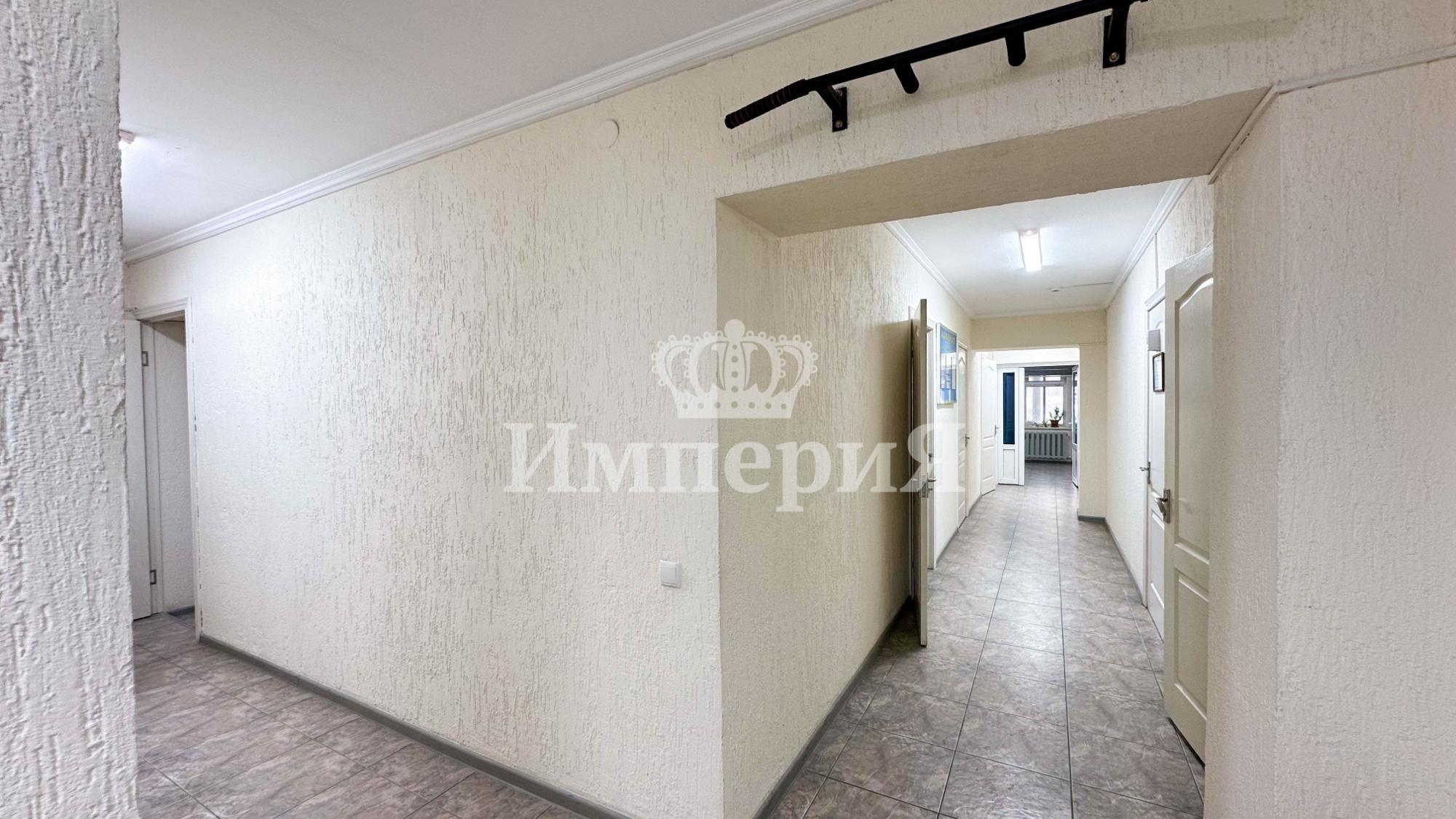 8-комнантный квартира, 212.6 м²,Ескельды Би за 80 000 000